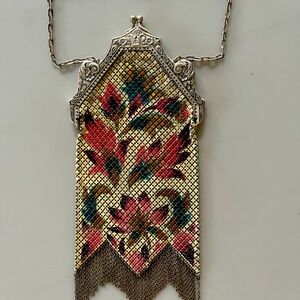 Vintage 1920s Mandalian mesh purse. Excellent condition.